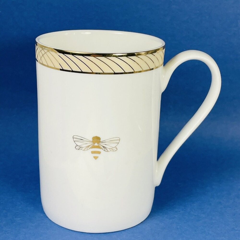 Mary Kay Golden Anniversary Bumble Bee White Gold Accent 1 Coffee Cup 12 Ounce
